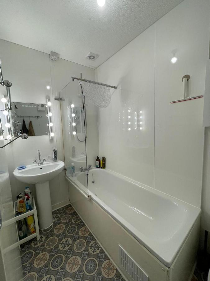 One Bedroom Websters Land Flat - Grassmarket Edinburgh Exterior photo