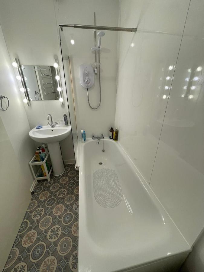 One Bedroom Websters Land Flat - Grassmarket Edinburgh Exterior photo